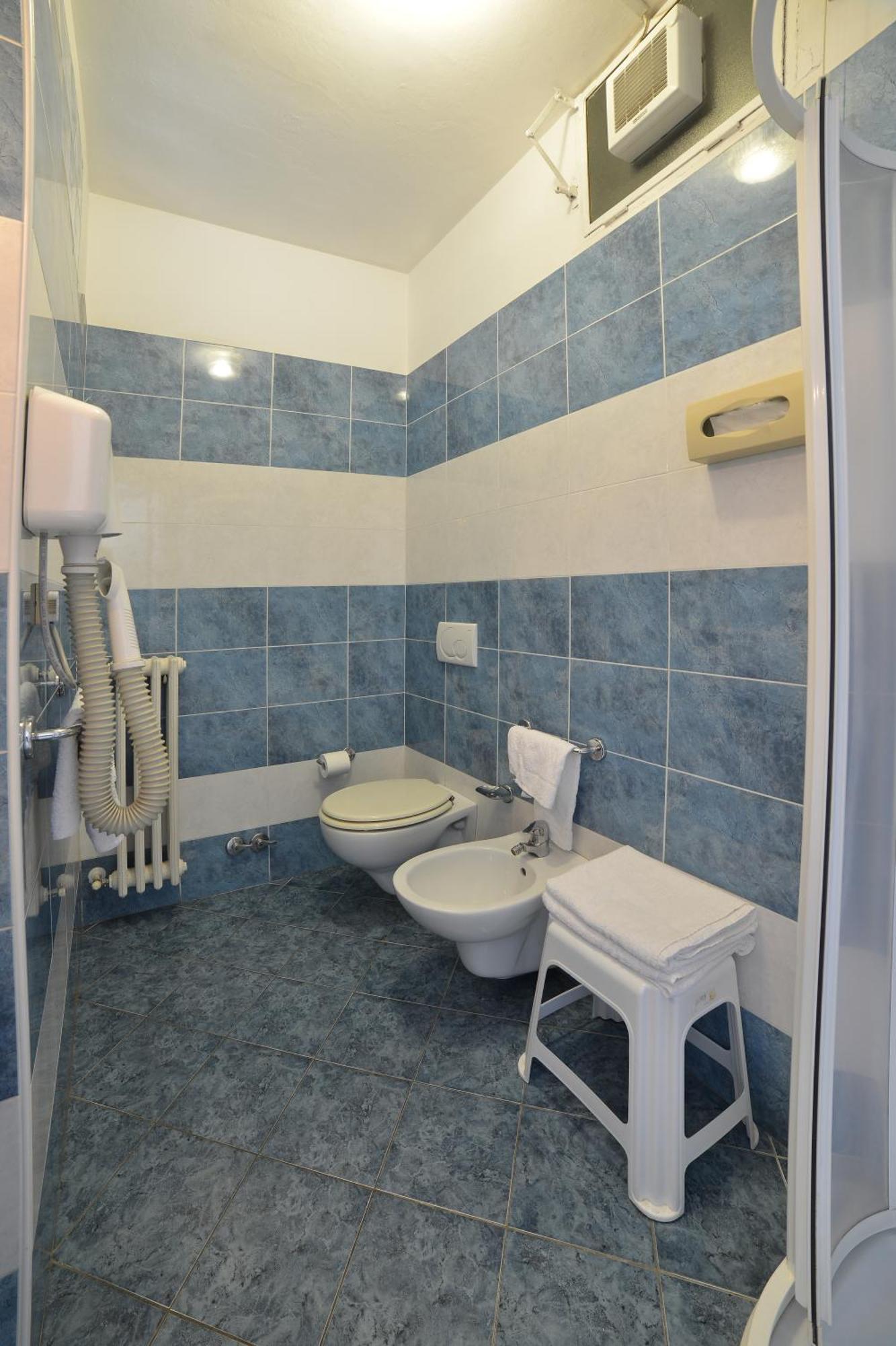 Hotel Rosalia Bordighera Exterior photo